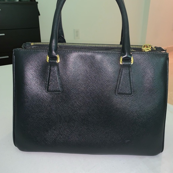 Prada Galleria Small Saffiano Leather Bag - Picture 2 of 9